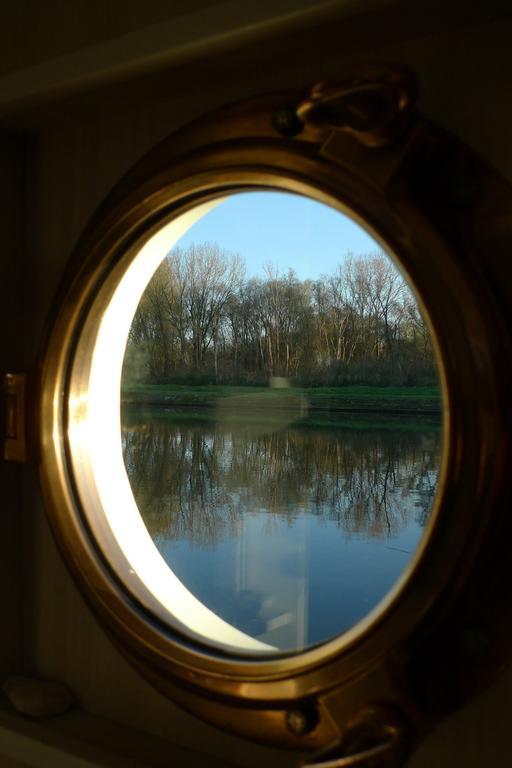 Barge Johanna Bruges