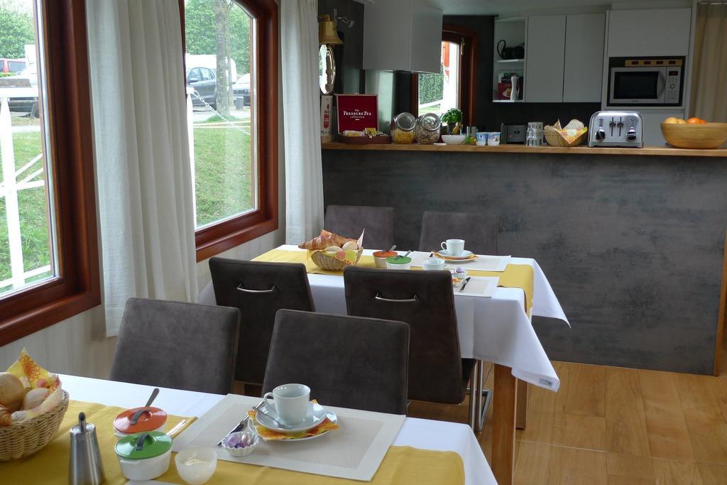 Barge Johanna Couette-café