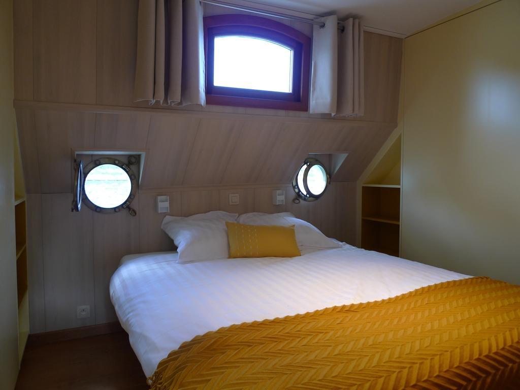 Bed & Breakfast Barge Johanna Bruges