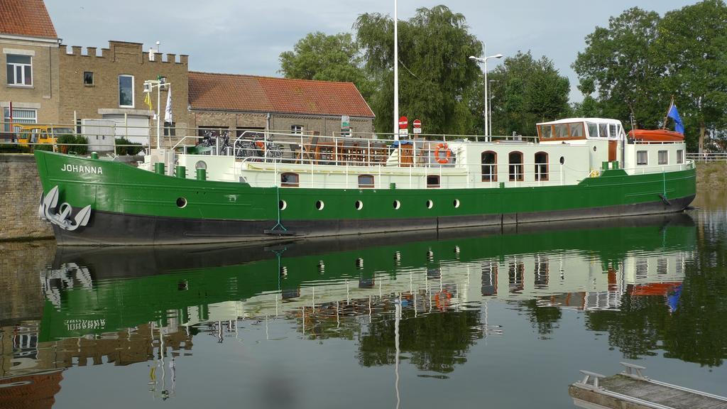 Barge Johanna Bruges
