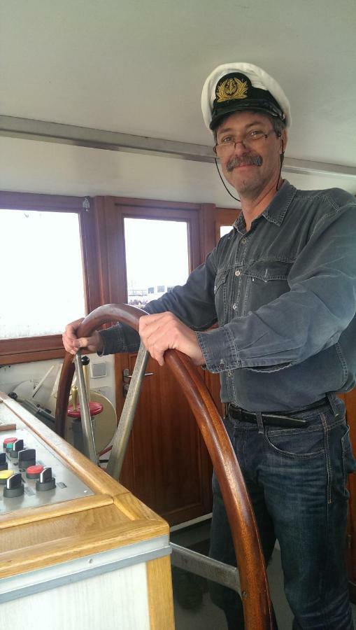 Barge Johanna Bed & Breakfast